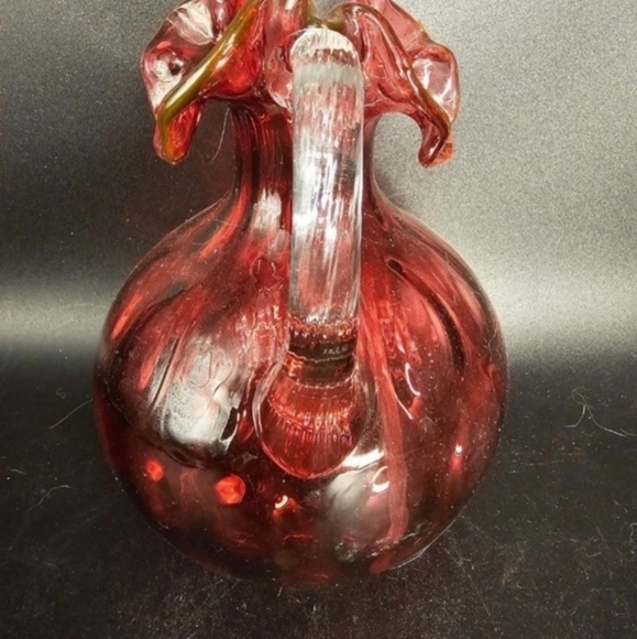 Vintage‎ Fenton ruffle edge hand blown thumbprint vase/pitcher - Picture 5 of 7